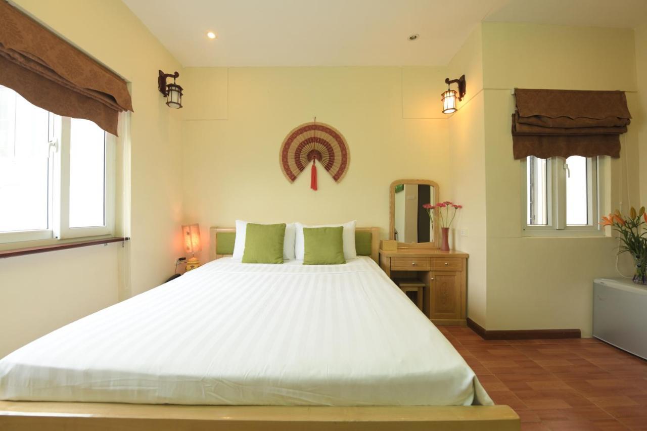 Holiday Lakeview Hotel Hanoi Luaran gambar