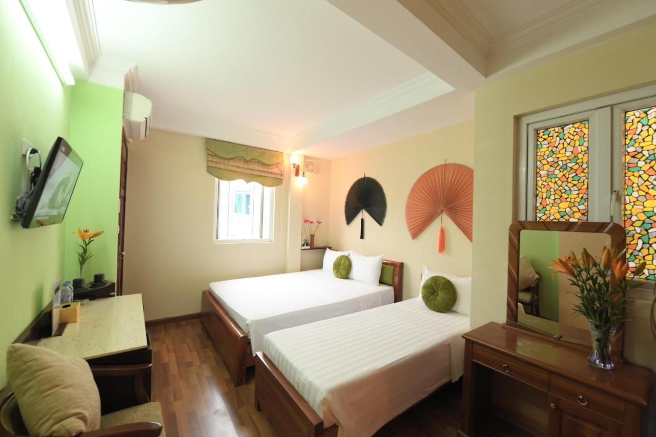 Holiday Lakeview Hotel Hanoi Luaran gambar